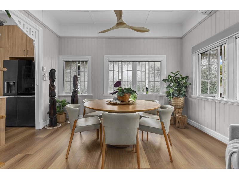 49 Ortive Street, Yeronga QLD 4104