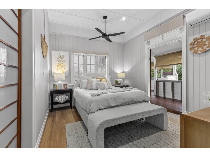 49 Ortive Street, Yeronga QLD 4104