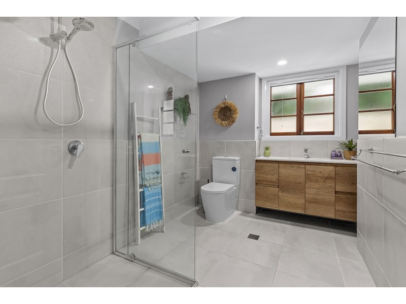 49 Ortive Street, Yeronga QLD 4104