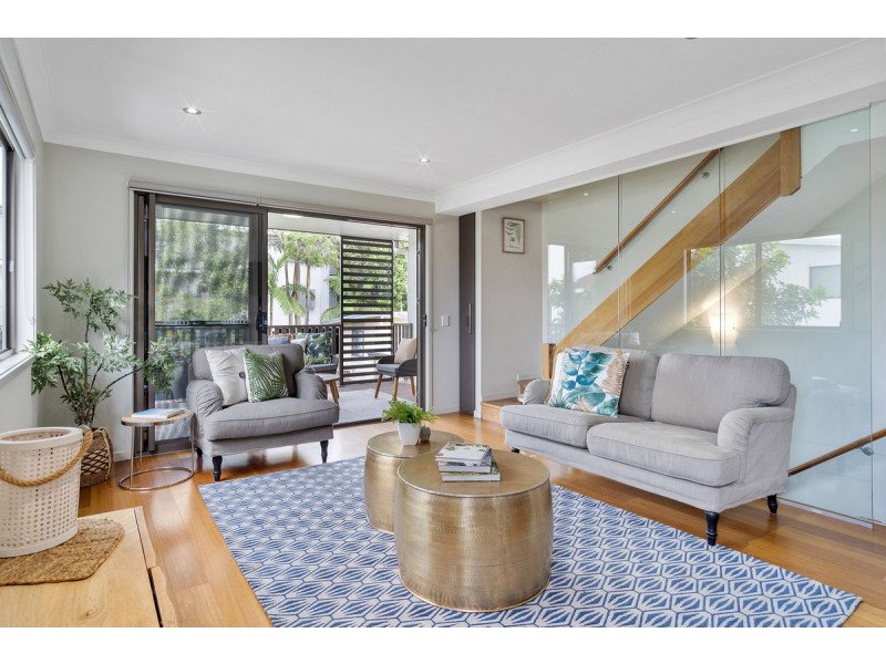 9/11 Norman Street, Annerley QLD 4103