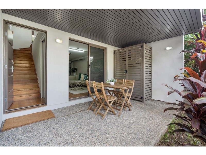 9/11 Norman Street, Annerley QLD 4103