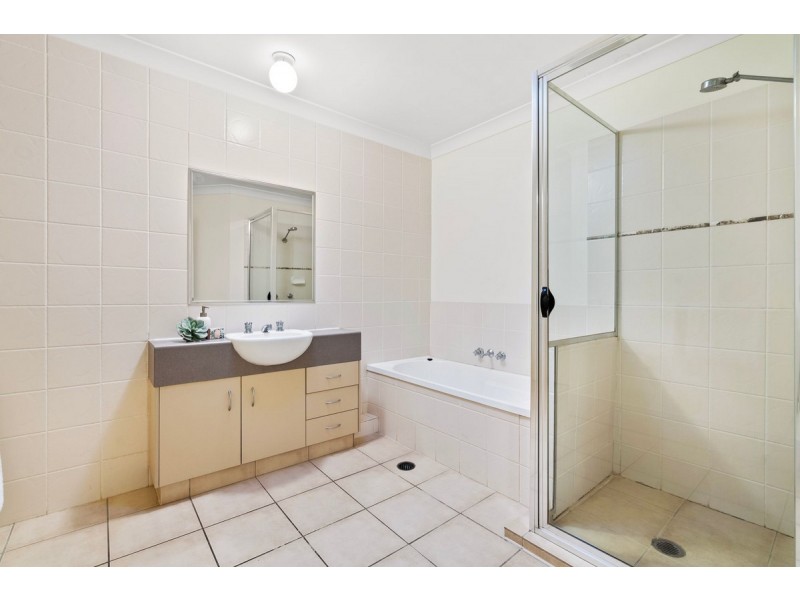 13/12 Collins Street, Brassall QLD 4305