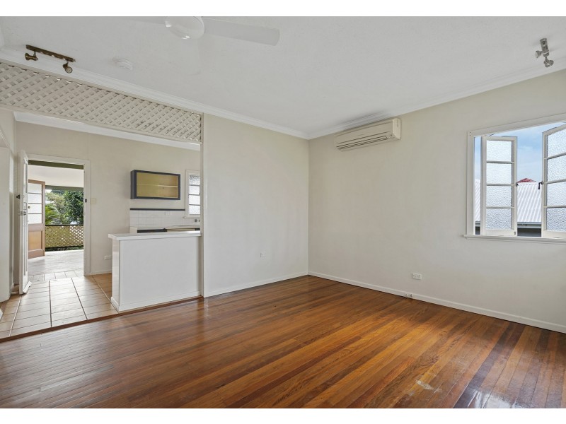 15 Weal Avenue, Tarragindi QLD 4121