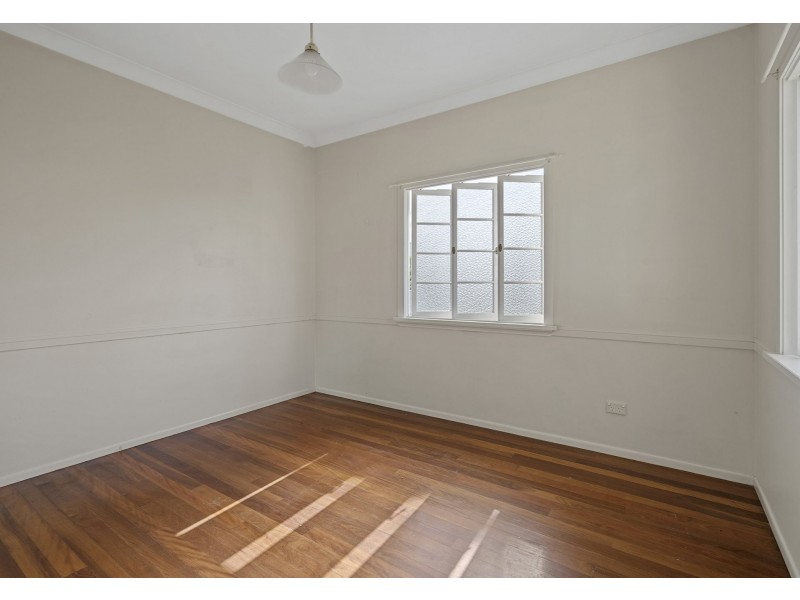 15 Weal Avenue, Tarragindi QLD 4121