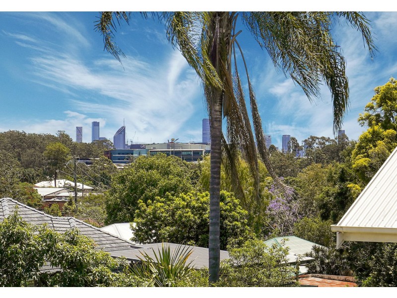 15 Weal Avenue, Tarragindi QLD 4121