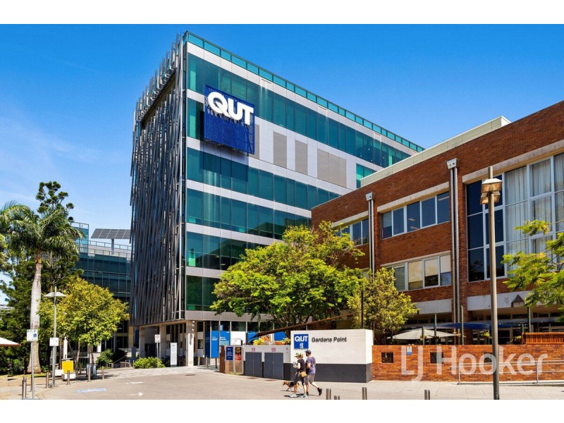 48 Turner Avenue, Fairfield QLD 4103