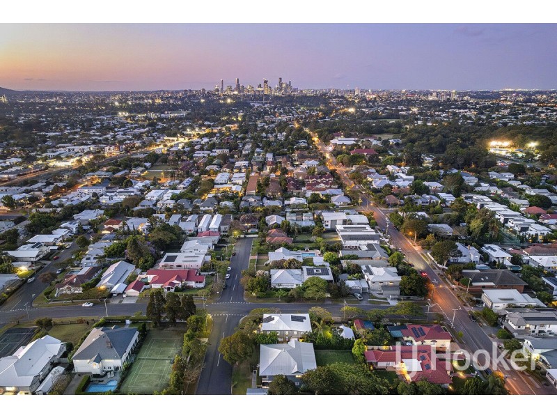 29 Wingarra Street, Yeerongpilly QLD 4105