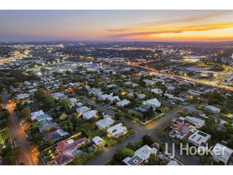 29 Wingarra Street, Yeerongpilly QLD 4105