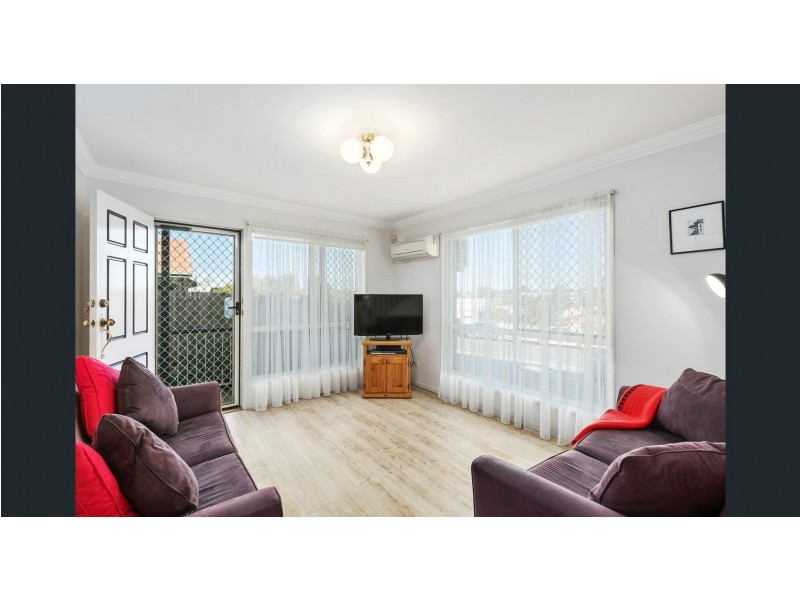 1/28 Osterley Road, Carina Heights QLD 4152