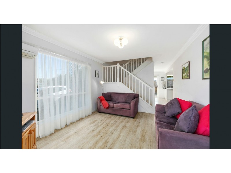 1/28 Osterley Road, Carina Heights QLD 4152