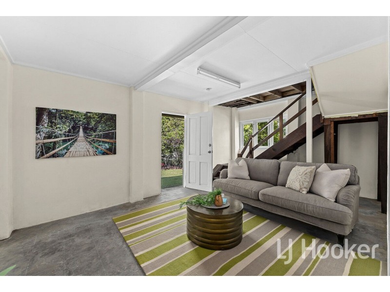 28 Crutchley Street, Fairfield QLD 4103