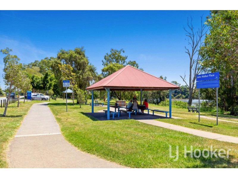 28 Crutchley Street, Fairfield QLD 4103