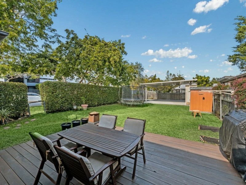 63 Hargreaves Avenue, Chelmer QLD 4068