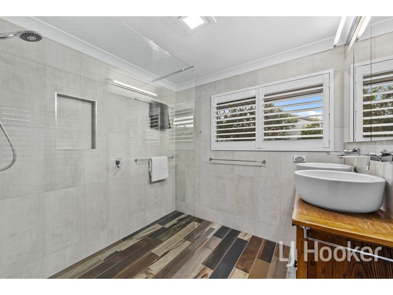 15 Pointer Court, Shailer Park QLD 4128