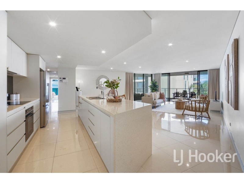 65/36 Woodcliffe Crescent, Woody Point QLD 4019
