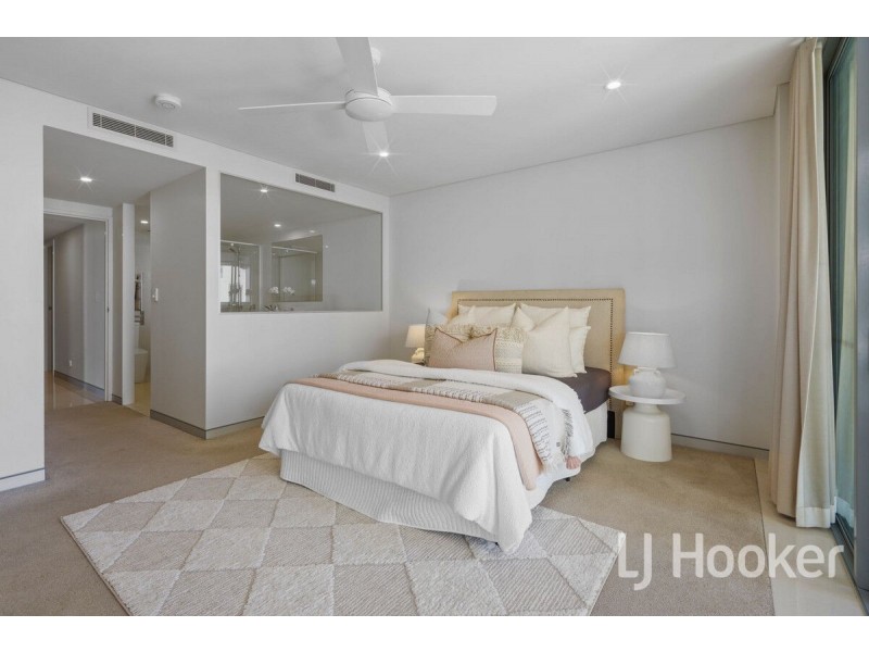65/36 Woodcliffe Crescent, Woody Point QLD 4019