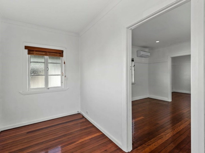 44 Chaucer Street, Moorooka QLD 4105