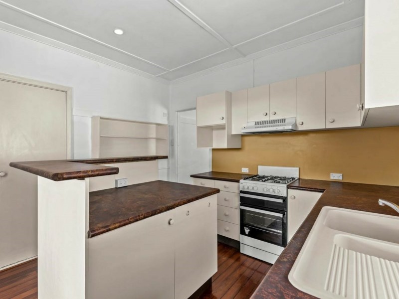 44 Chaucer Street, Moorooka QLD 4105