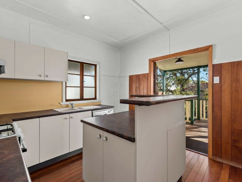 44 Chaucer Street, Moorooka QLD 4105