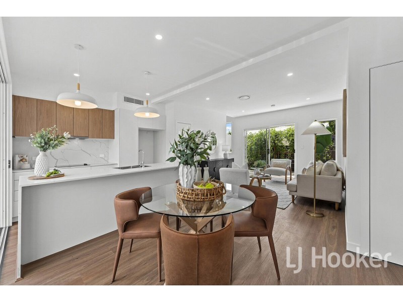 10 Pampas Street, Moorooka QLD 4105