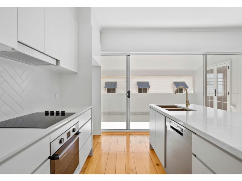 1/11 Blacket Street, Annerley QLD 4103