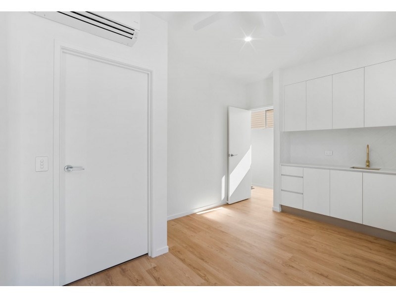 1/11 Blacket Street, Annerley QLD 4103