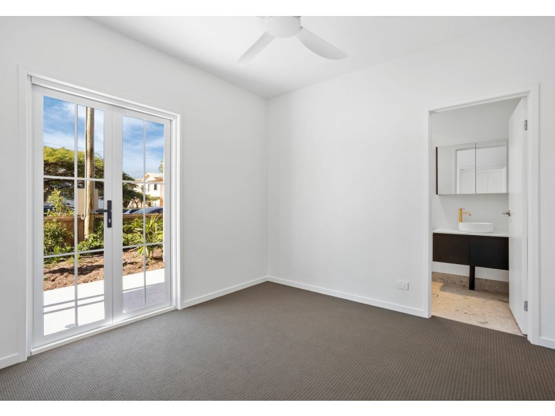 1/11 Blacket Street, Annerley QLD 4103