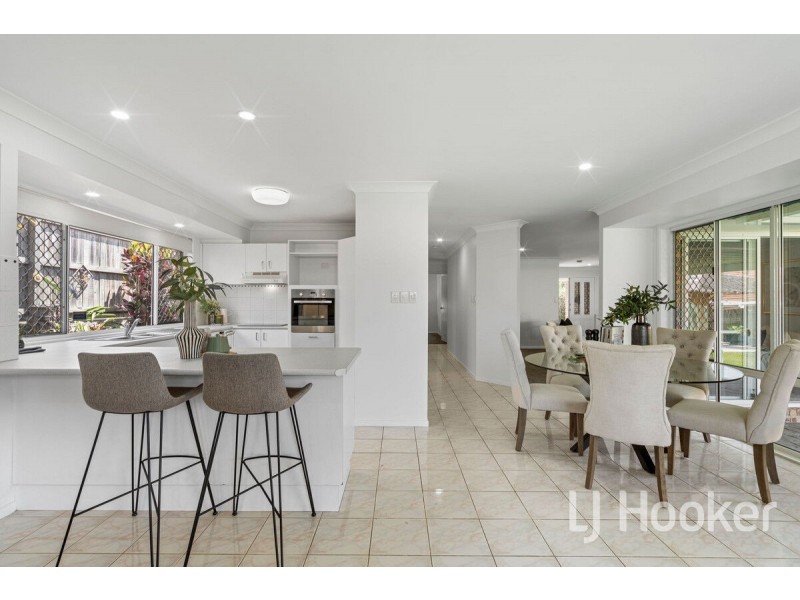 7 Epworth Street, Oxley QLD 4075