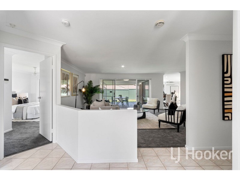 7 Epworth Street, Oxley QLD 4075