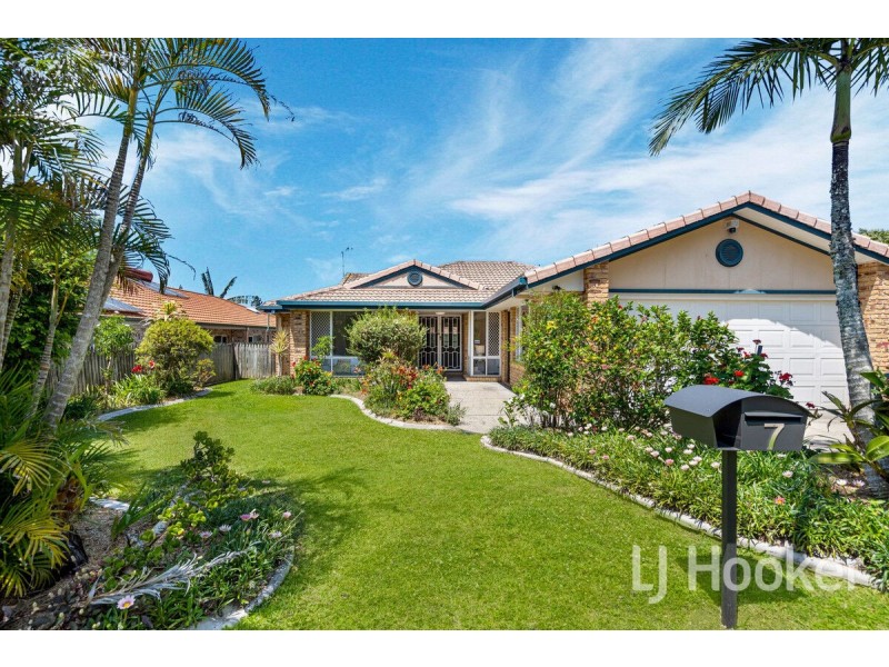 7 Epworth Street, Oxley QLD 4075