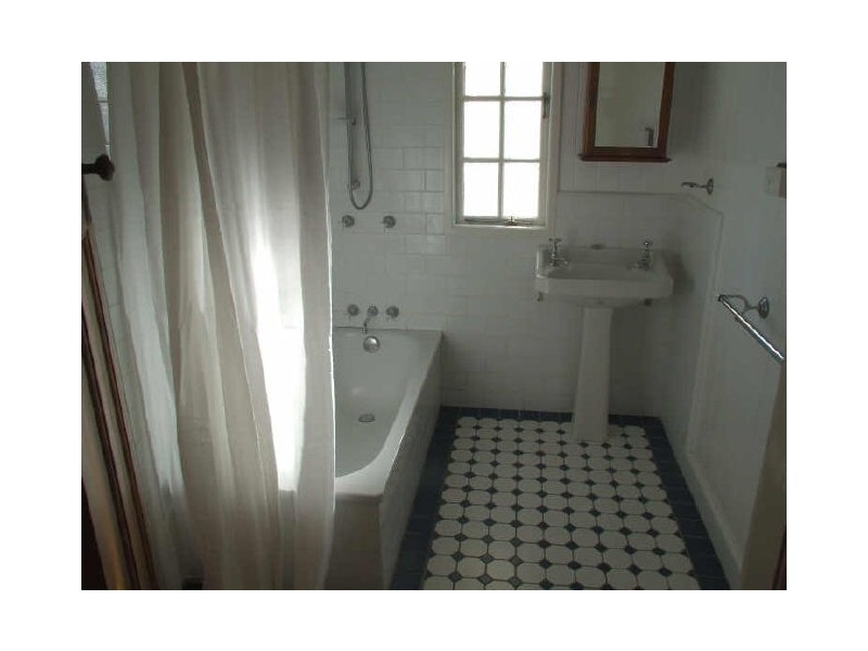 11 Vallely Street, Annerley QLD 4103