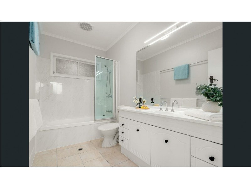 19 Andrew Avenue, Tarragindi QLD 4121