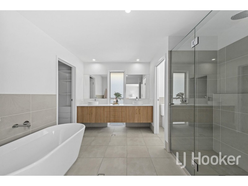 156 Kadumba Street, Yeronga QLD 4104