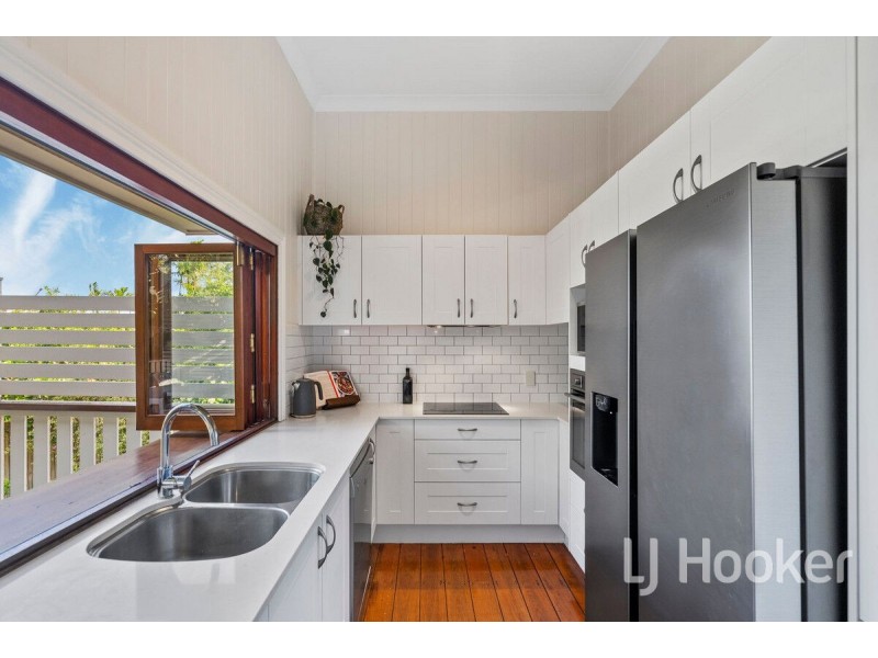 16 Cobden Street, Moorooka QLD 4105