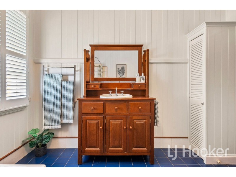 16 Cobden Street, Moorooka QLD 4105