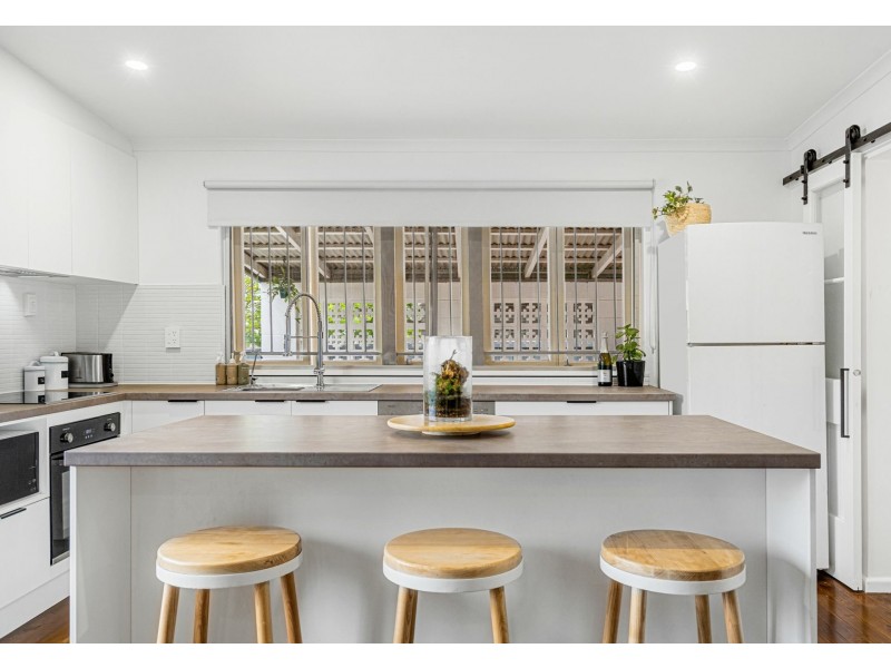 1 Joyce Street, Coopers Plains QLD 4108