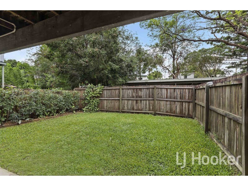 2/42 William Parade, Fairfield QLD 4103