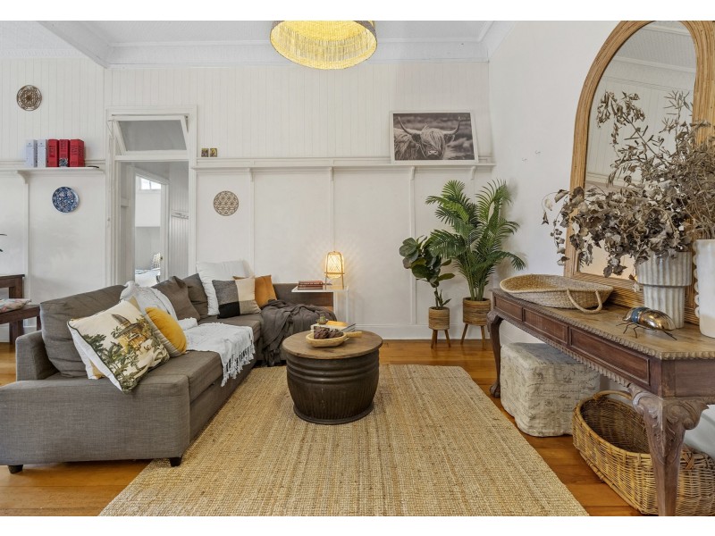 2/68 Bower Street, Annerley QLD 4103