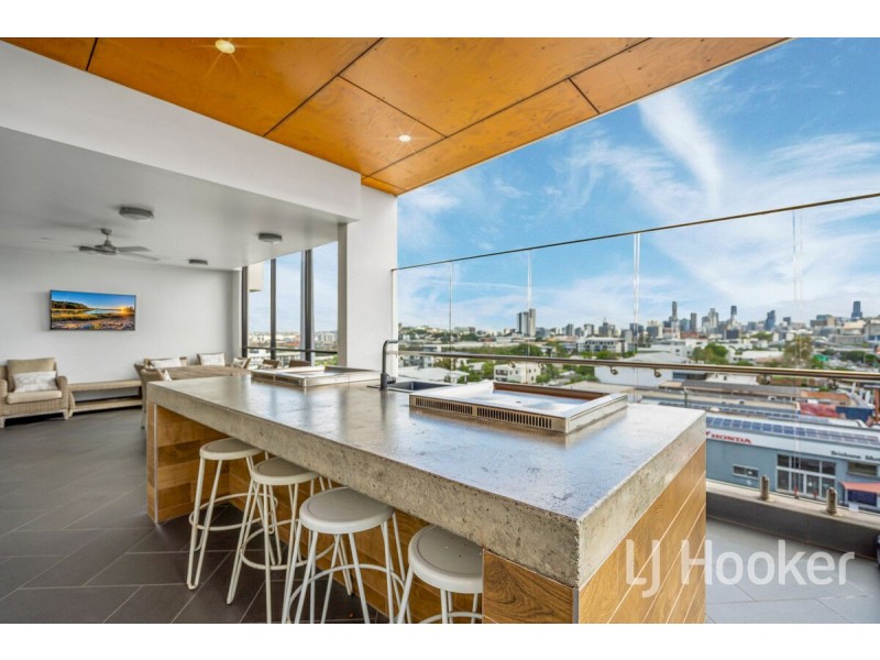 209/217 Lutwyche Road, Windsor QLD 4030