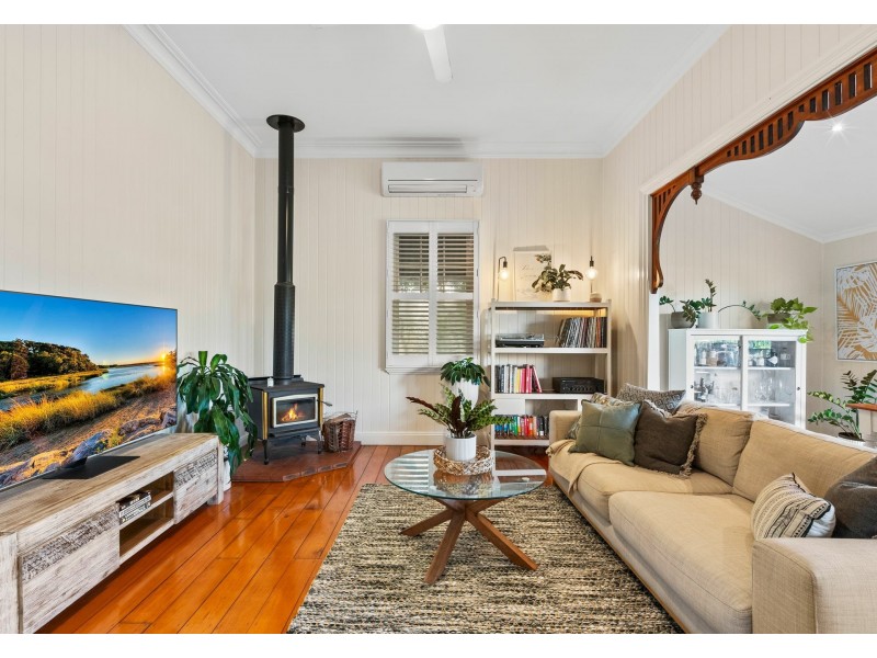 16 Cobden Street, Moorooka QLD 4105