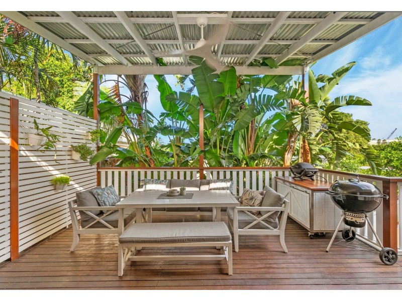 16 Cobden Street, Moorooka QLD 4105