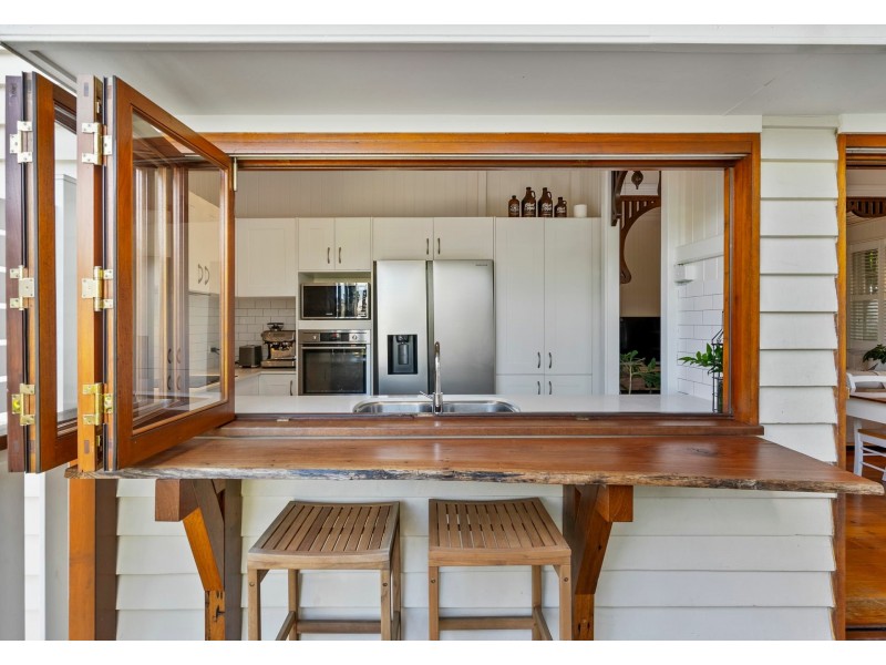 16 Cobden Street, Moorooka QLD 4105