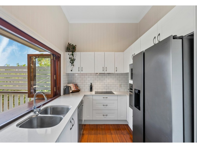 16 Cobden Street, Moorooka QLD 4105