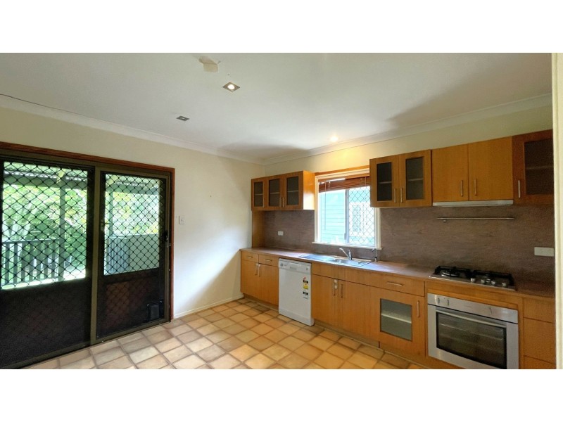 15 Monkton Street, Tarragindi QLD 4121