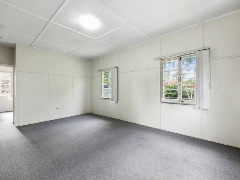 44 Orange Grove Road, Coopers Plains QLD 4108