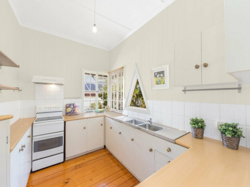 50 Railway Terrace, Dutton Park QLD 4102