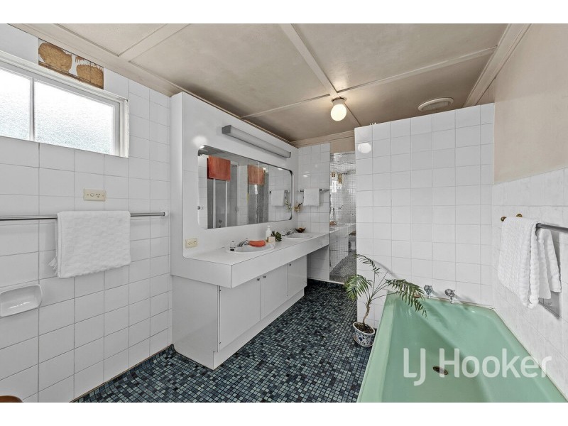 153 Ekibin Road East, Tarragindi QLD 4121