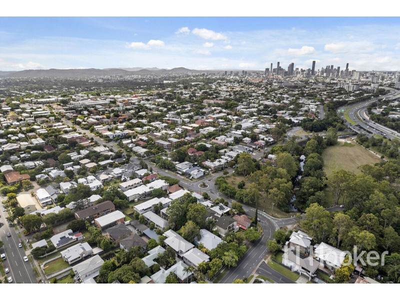 153 Ekibin Road East, Tarragindi QLD 4121