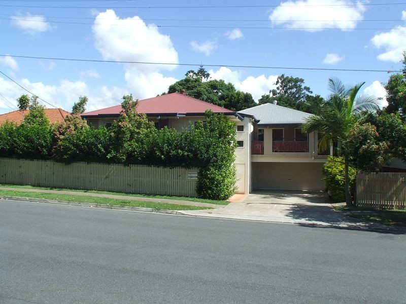 2/5 Brier Street, Moorooka QLD 4105