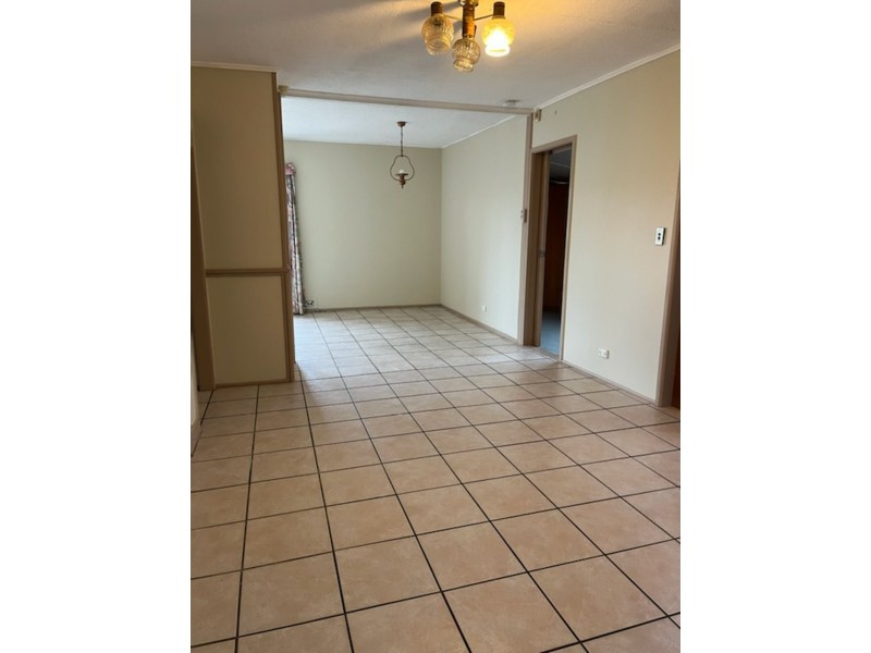 8 Burgess Street, Salisbury QLD 4107